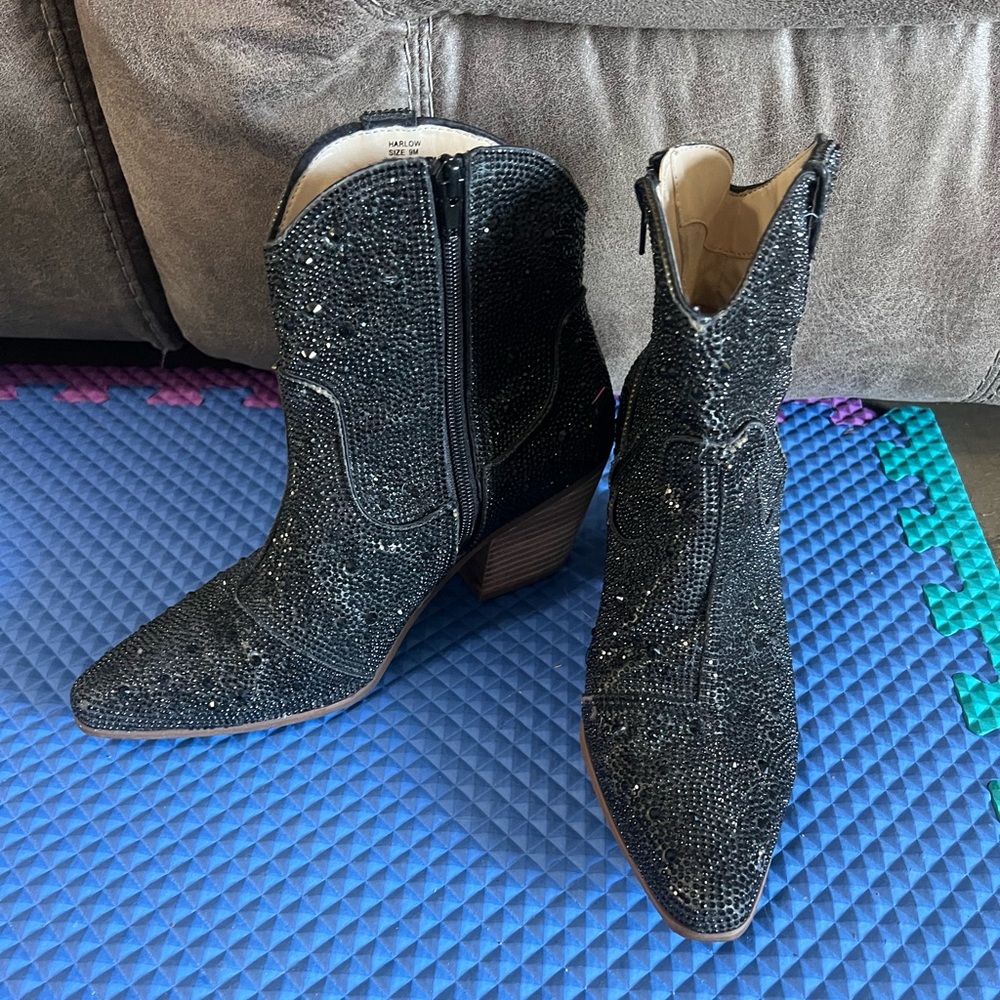 Matisse size 9
